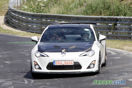 車評網(wǎng) 全新 豐田GT86 輕量化版 諜照 曝光